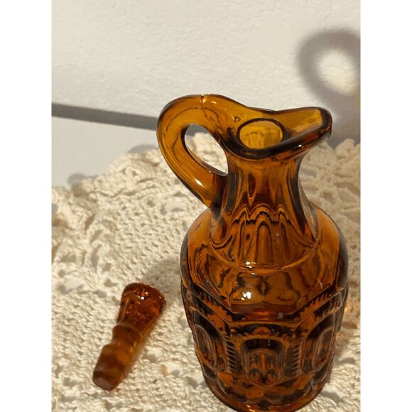 Vintage L.E. Smith Glass Moon and Stars # 6241 Cruet in Dark Amber - Picture 4 of 4